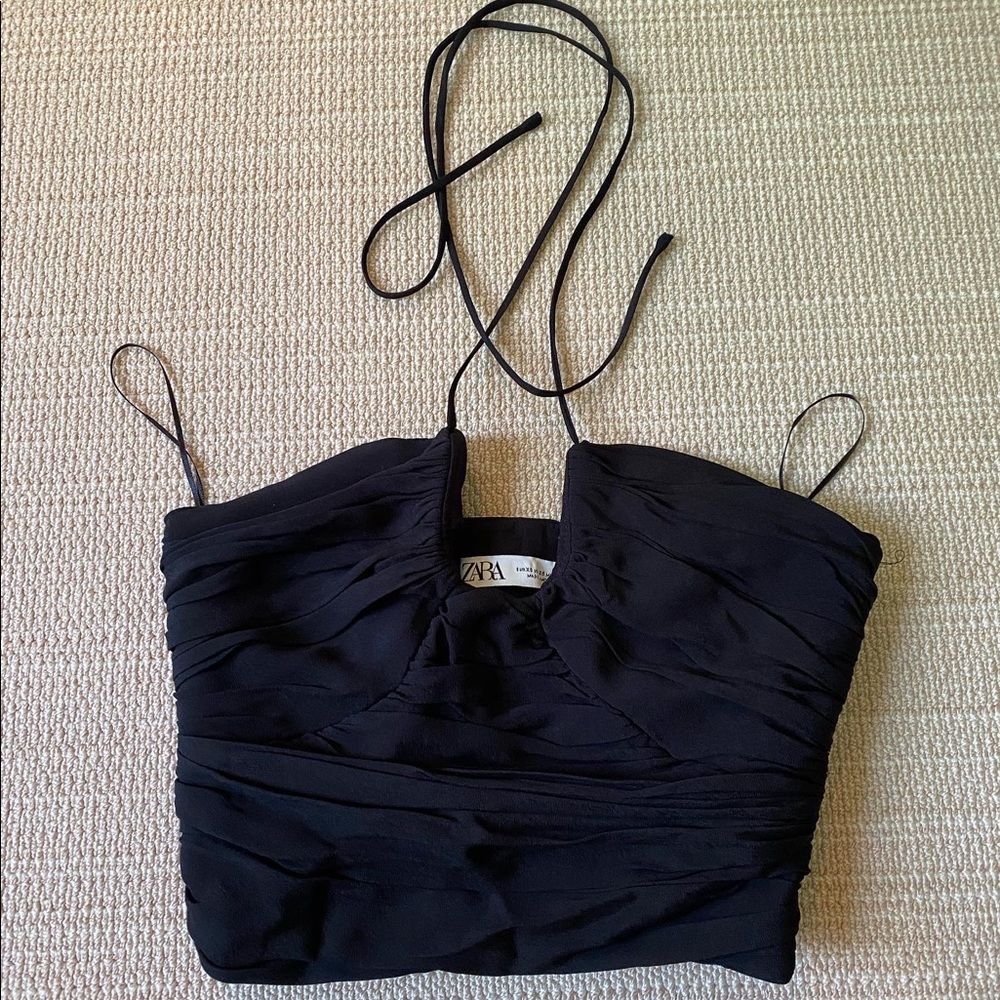 Zara black halter top never worn size XS